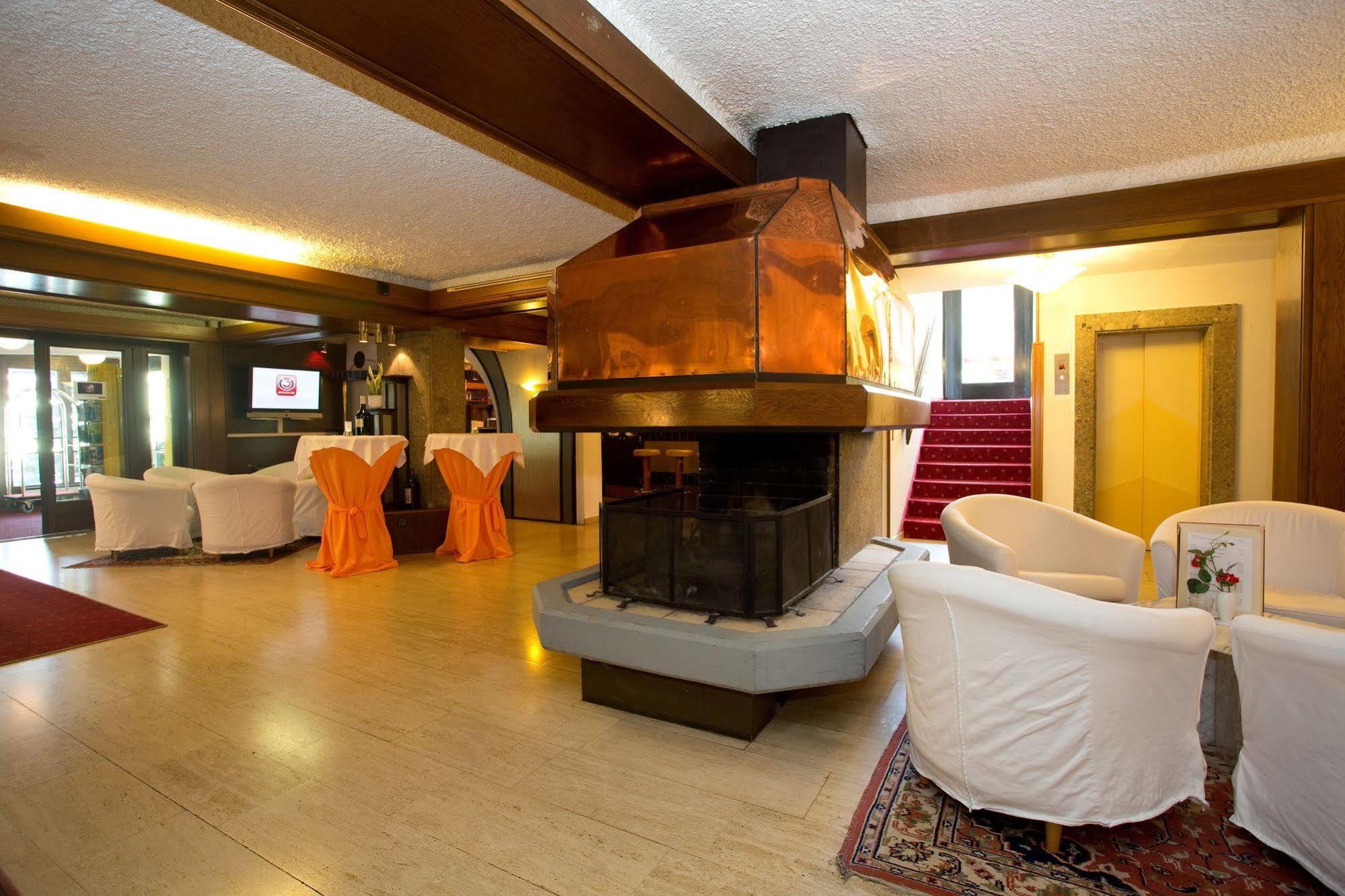 Hotel Bellevue Seeboden Dış mekan fotoğraf